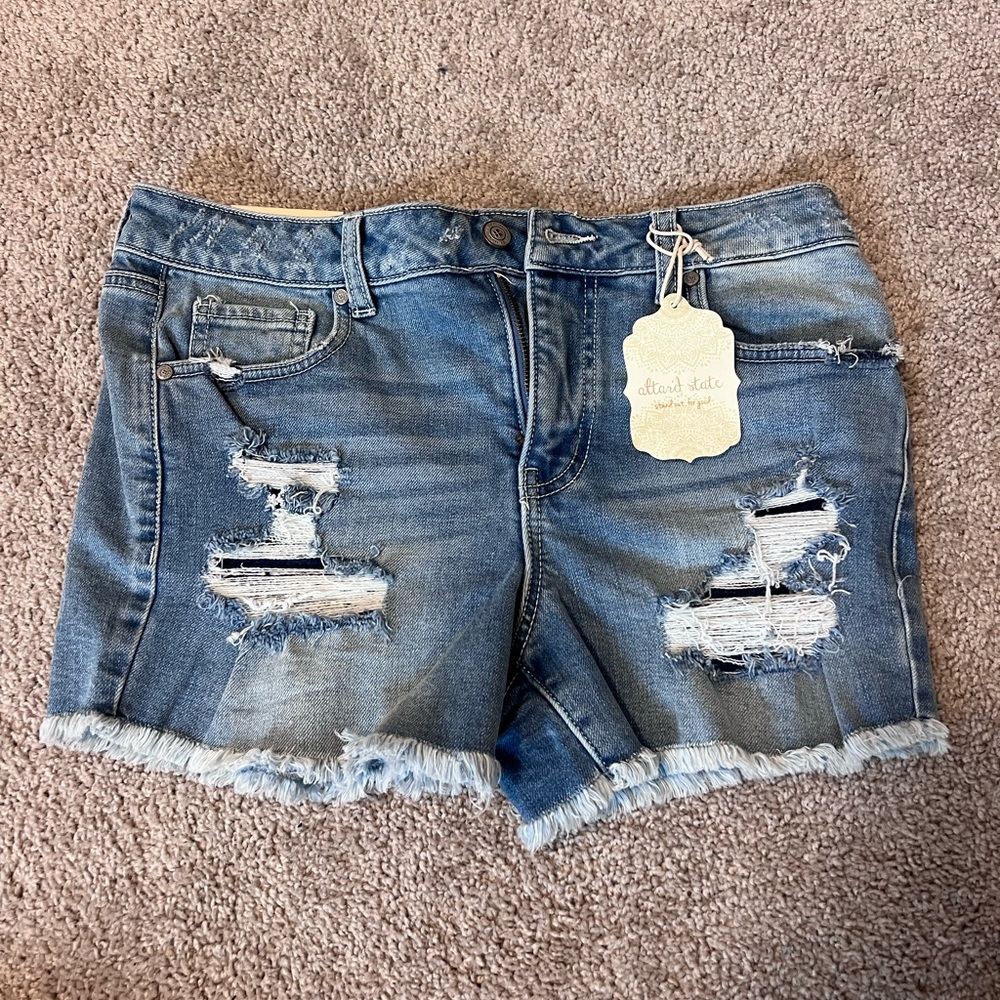 Woman’s Altar’d State Jean Shorts